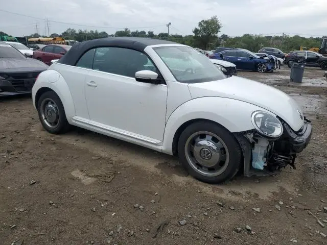 2016 VOLKSWAGEN BEETLE S/SE  