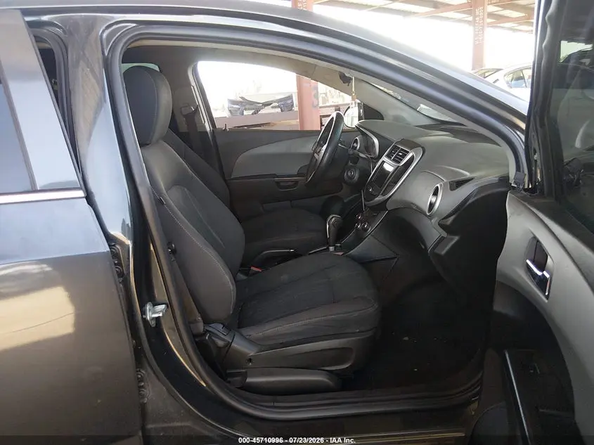 2019 CHEVROLET SONIC LT AUTO