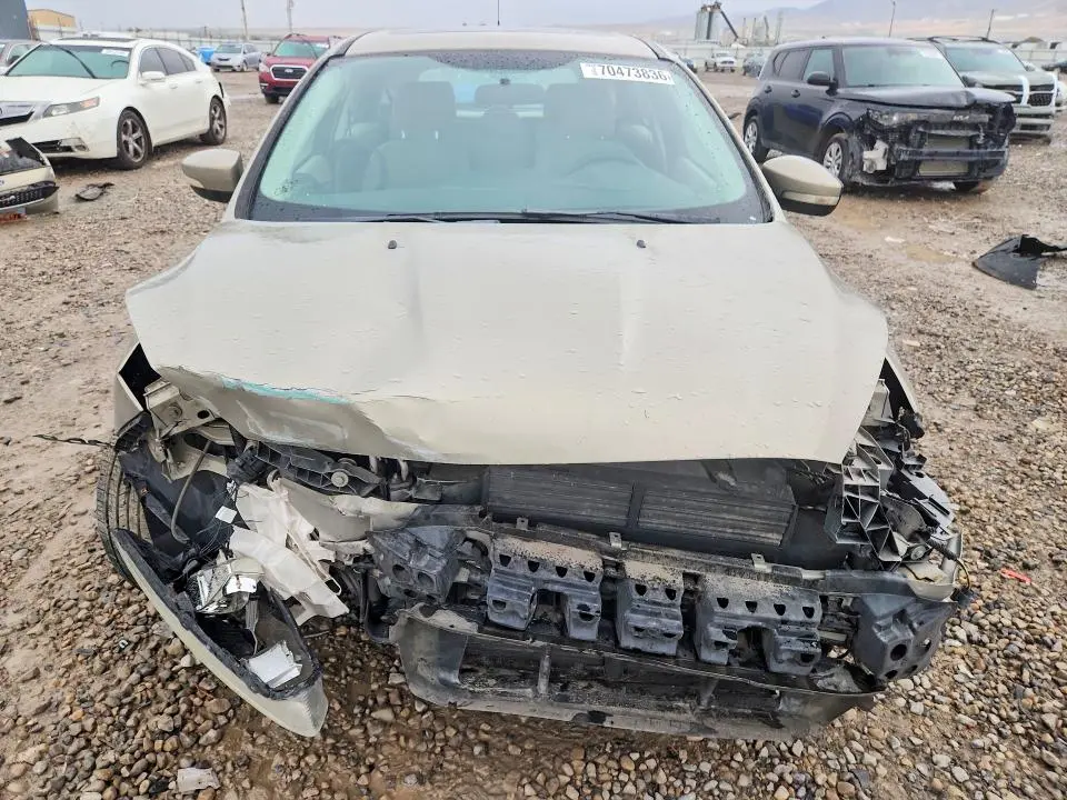 2015 FORD FOCUS SE  