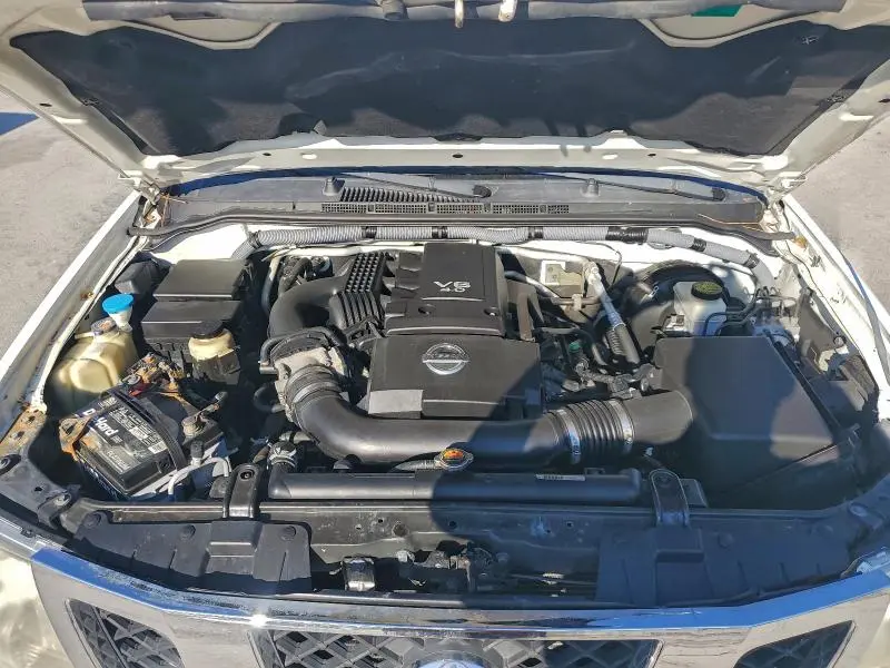 2011 NISSAN FRONTIER S  