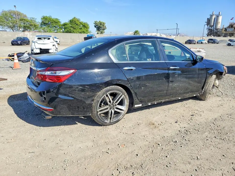 2017 HONDA ACCORD SPORT  