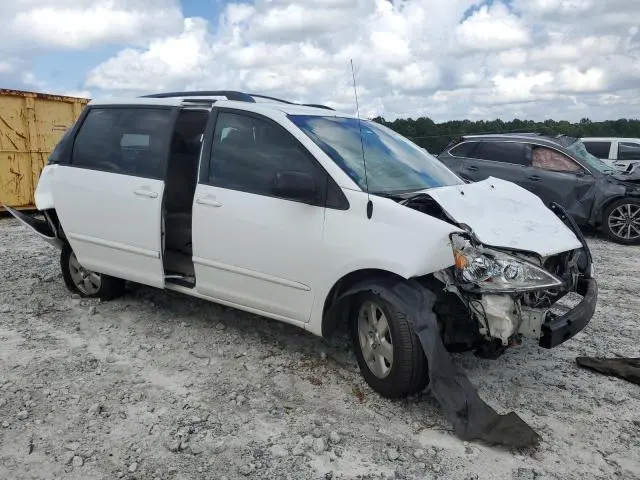 2010 TOYOTA SIENNA CE  