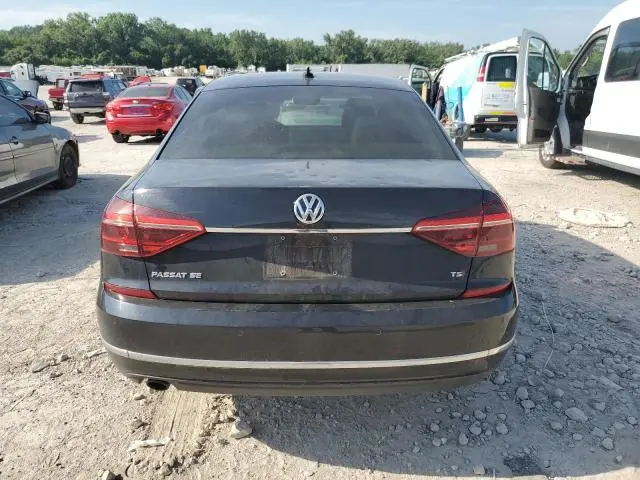 2017 VOLKSWAGEN PASSAT SE