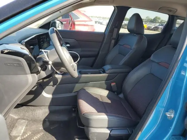 2025 NISSAN KICKS SR  