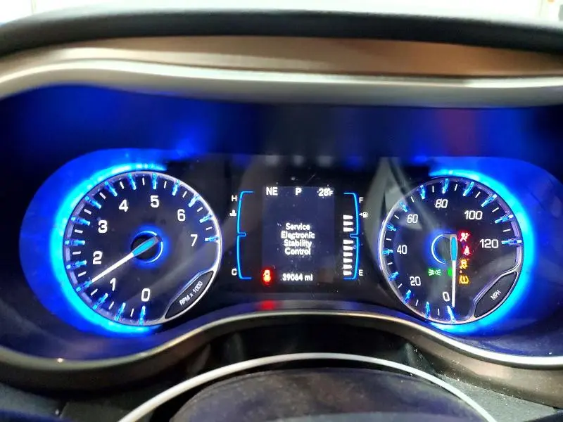 2021 CHRYSLER VOYAGER LX  