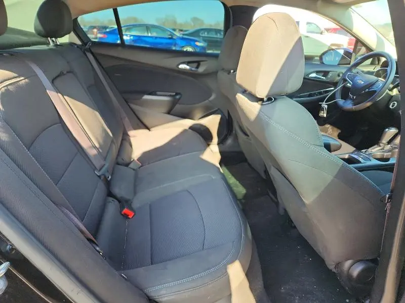 2016 CHEVROLET CRUZE LT  