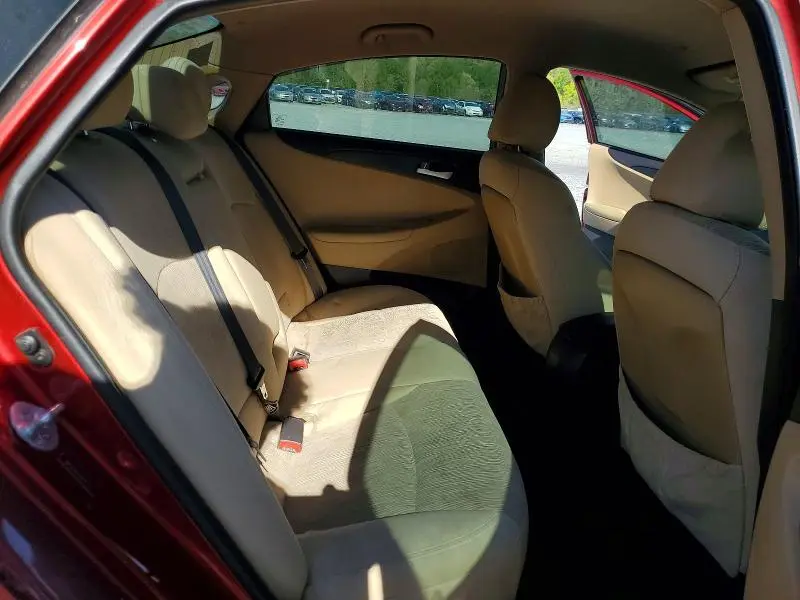 2013 HYUNDAI SONATA GLS  