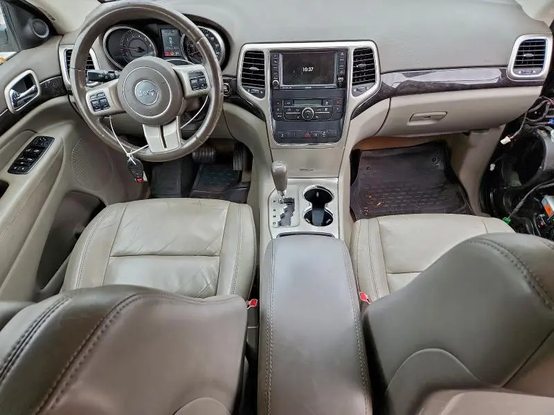 2011 JEEP GRAND CHEROKEE LAREDO  
