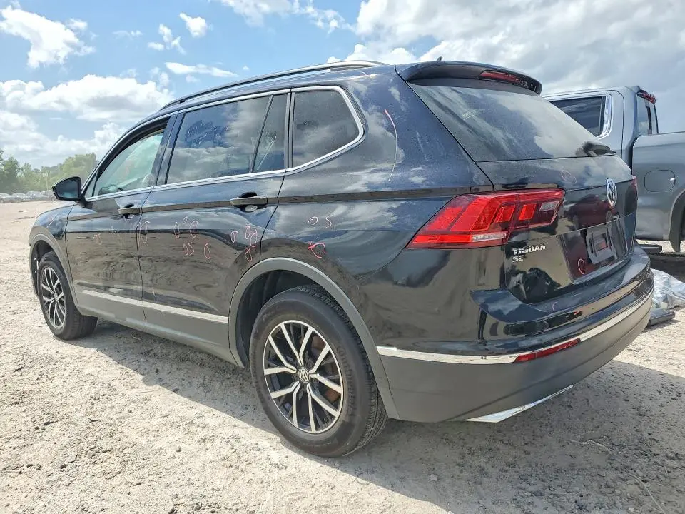 2021 VOLKSWAGEN TIGUAN SE  