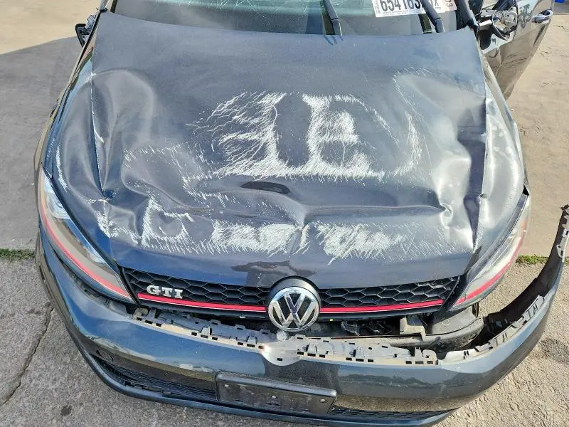 2015 VOLKSWAGEN GTI   