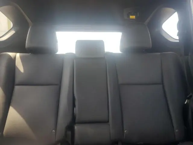 2016 TOYOTA RAV4 SE  
