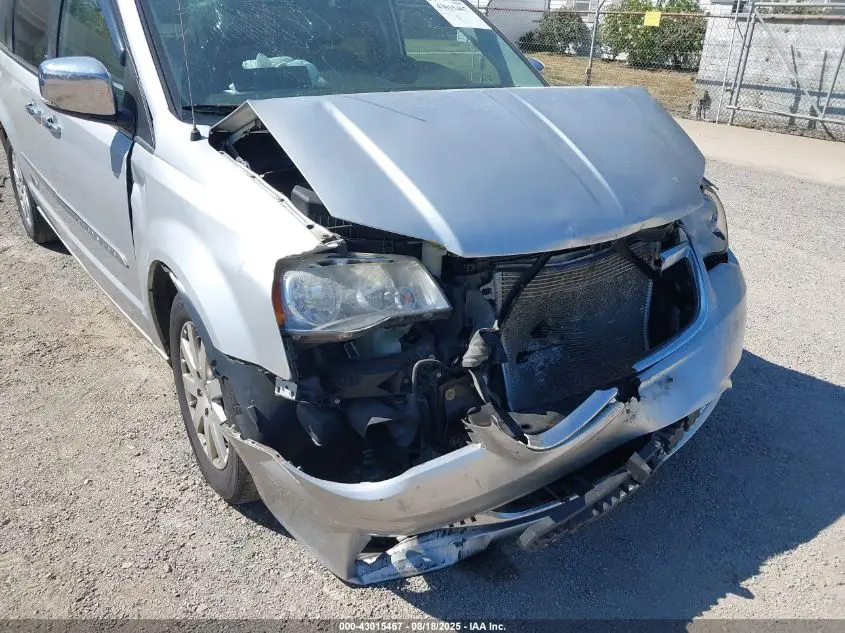 2012 CHRYSLER TOWN & COUNTRY TOURING-L