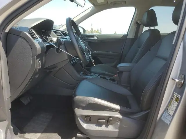 2020 VOLKSWAGEN TIGUAN SE  