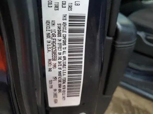 2013 JEEP GRAND CHEROKEE LAREDO  