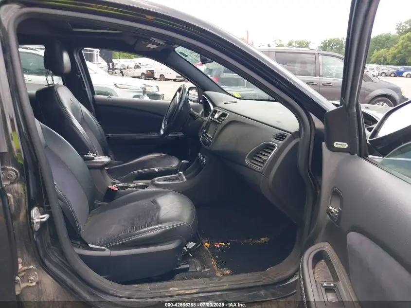 2013 CHRYSLER 200 LIMITED