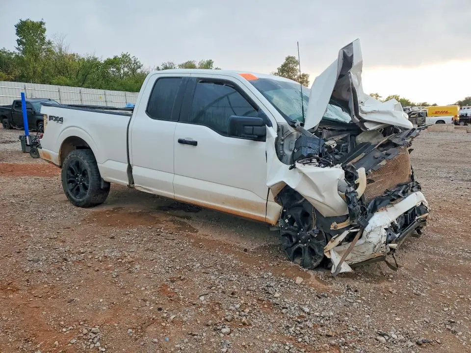 2022 FORD F150 SUPER CAB  