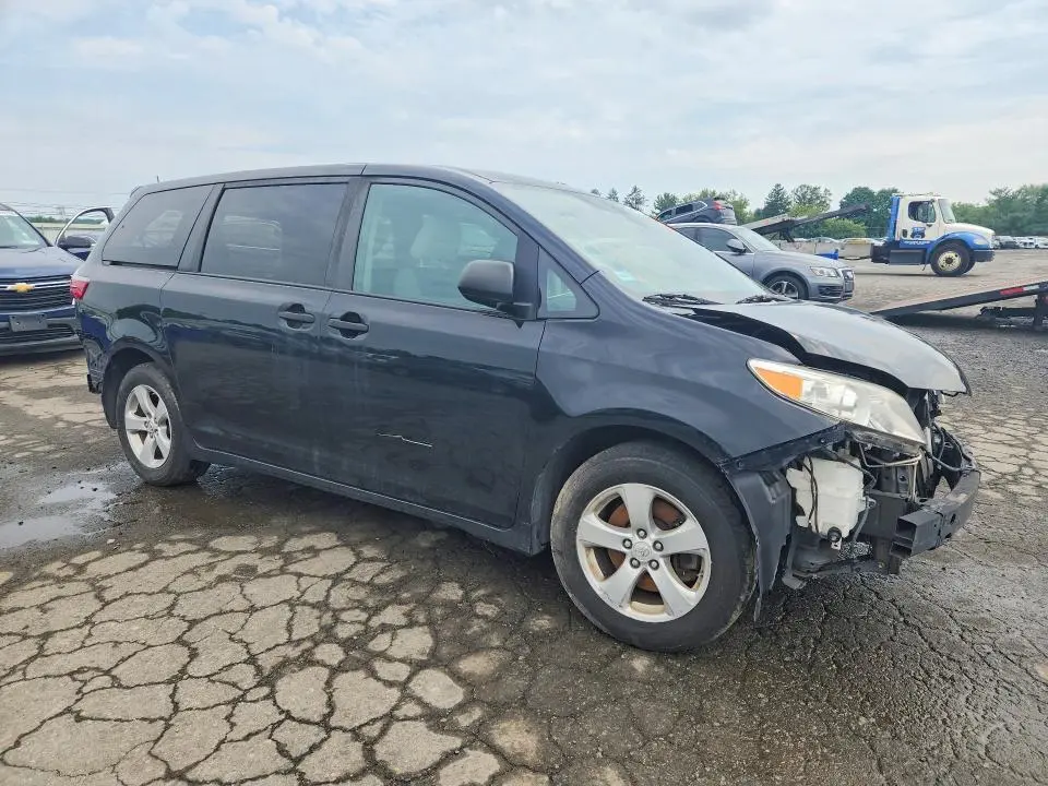 2020 TOYOTA SIENNA L  