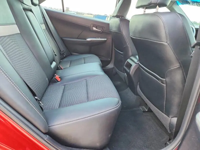 2013 TOYOTA CAMRY SE  