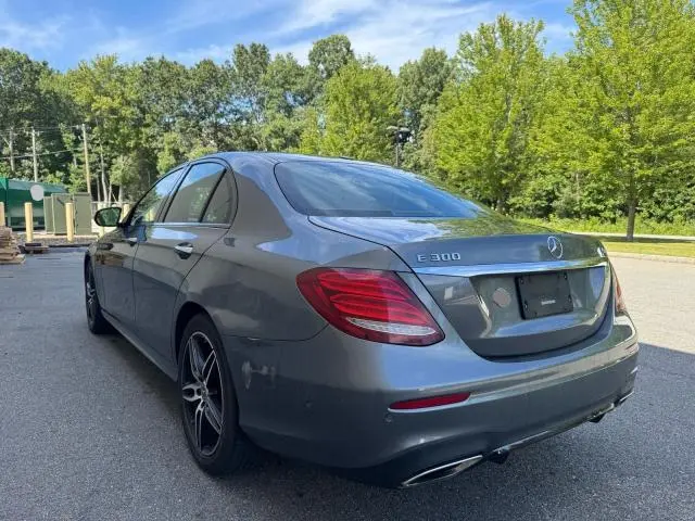 2019 MERCEDES-BENZ E 300 4MATIC  
