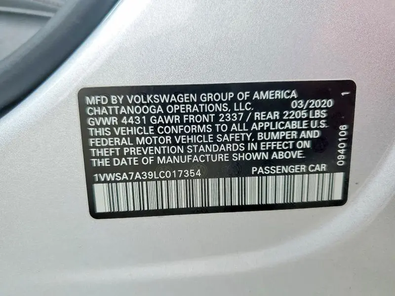 2020 VOLKSWAGEN PASSAT SE  