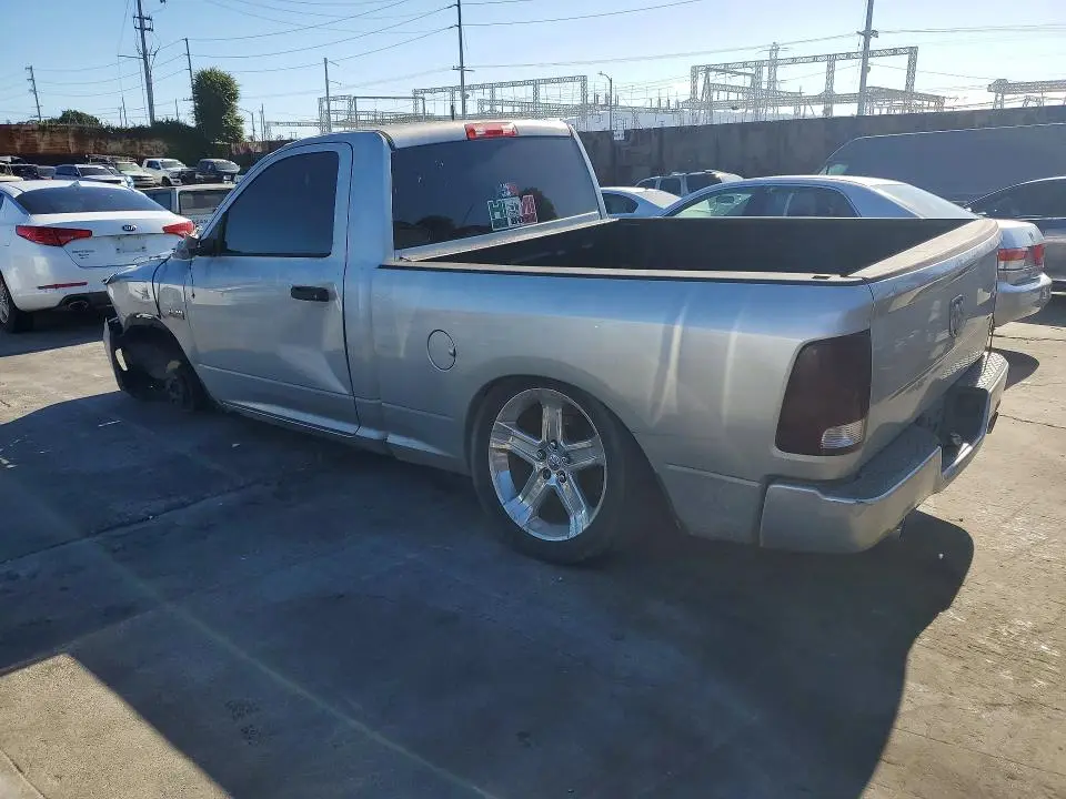 2013 RAM 1500 ST  