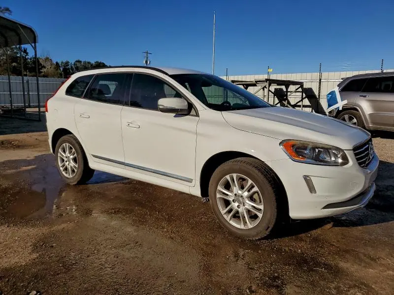 2016 VOLVO XC60 T5  