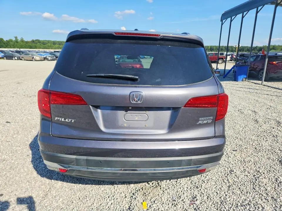 2017 HONDA PILOT TOURING  