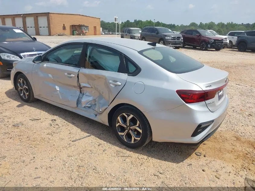 2021 KIA FORTE LXS