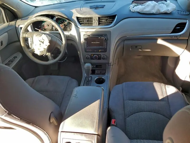 2016 CHEVROLET TRAVERSE LS  