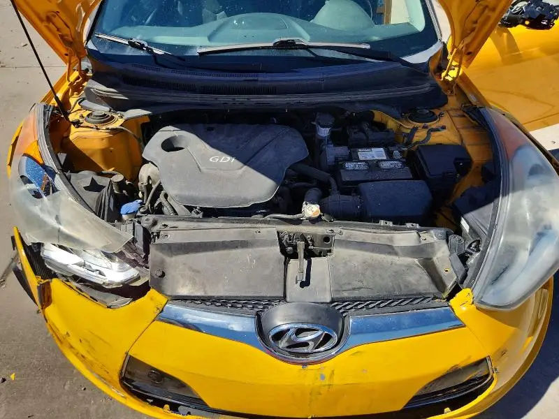 2012 HYUNDAI VELOSTER BASE  