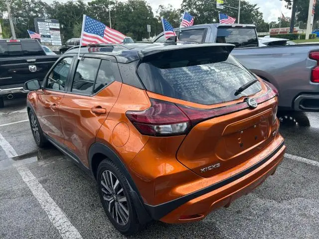 2021 NISSAN KICKS SR  