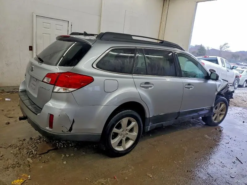 2013 SUBARU OUTBACK 2.5I PREMIUM  