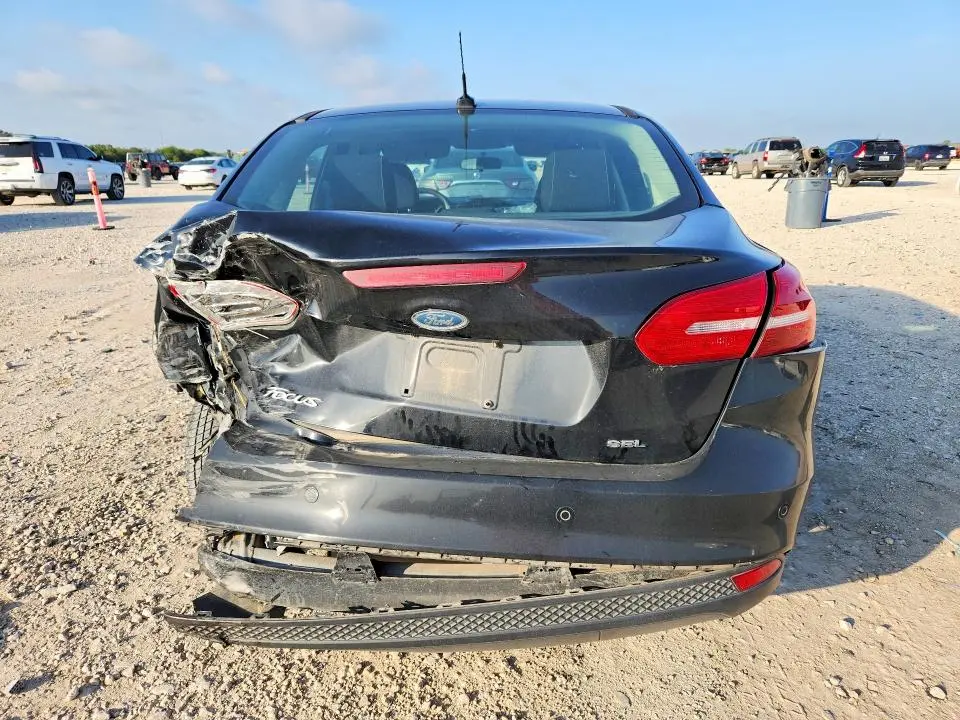 2017 FORD FOCUS SEL  