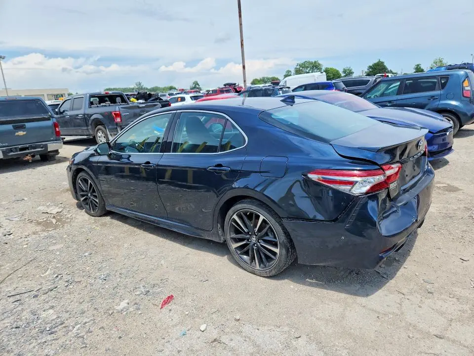 2019 TOYOTA CAMRY XSE  