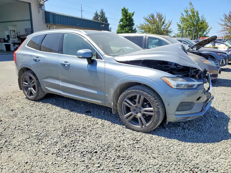 2018 VOLVO XC60 T5  