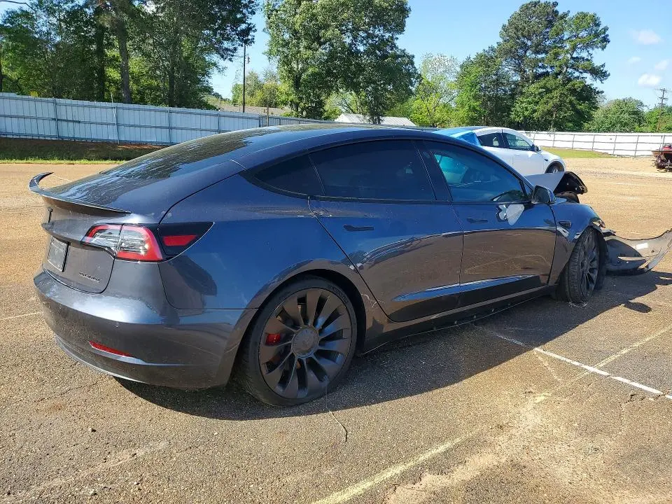 2021 TESLA MODEL 3   