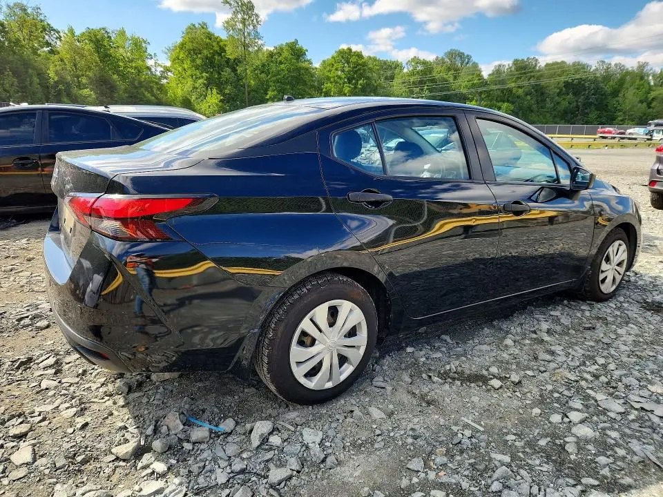 2020 NISSAN VERSA S  