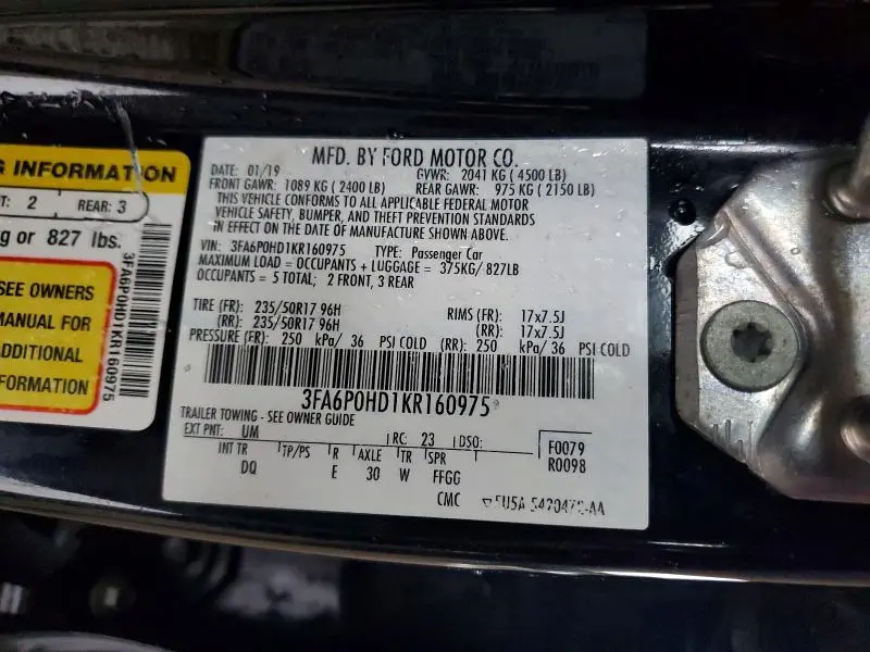 2019 FORD FUSION SE  