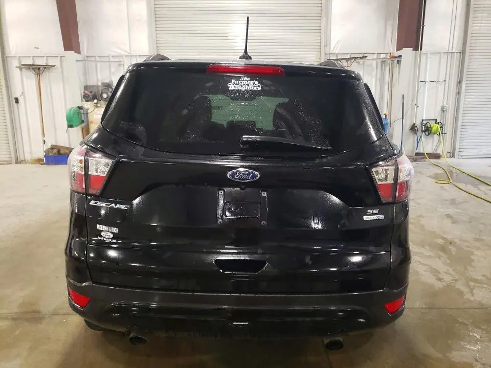 2018 FORD ESCAPE SE  