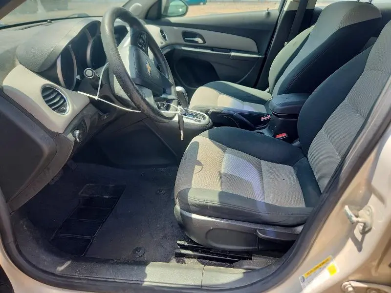2012 CHEVROLET CRUZE LS  