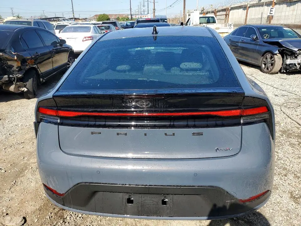 2026 TOYOTA PRIUS LE  