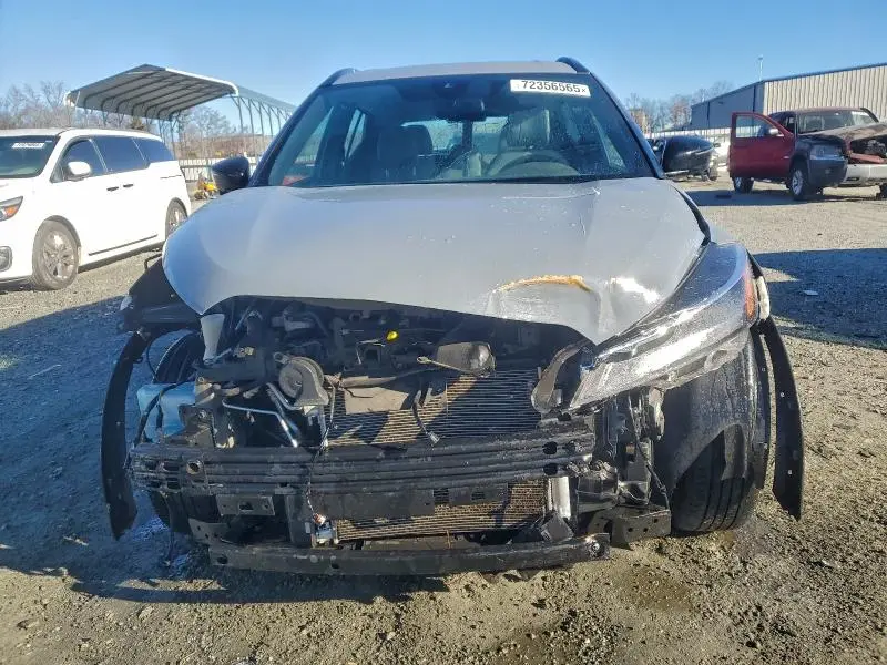 2021 NISSAN KICKS SR  