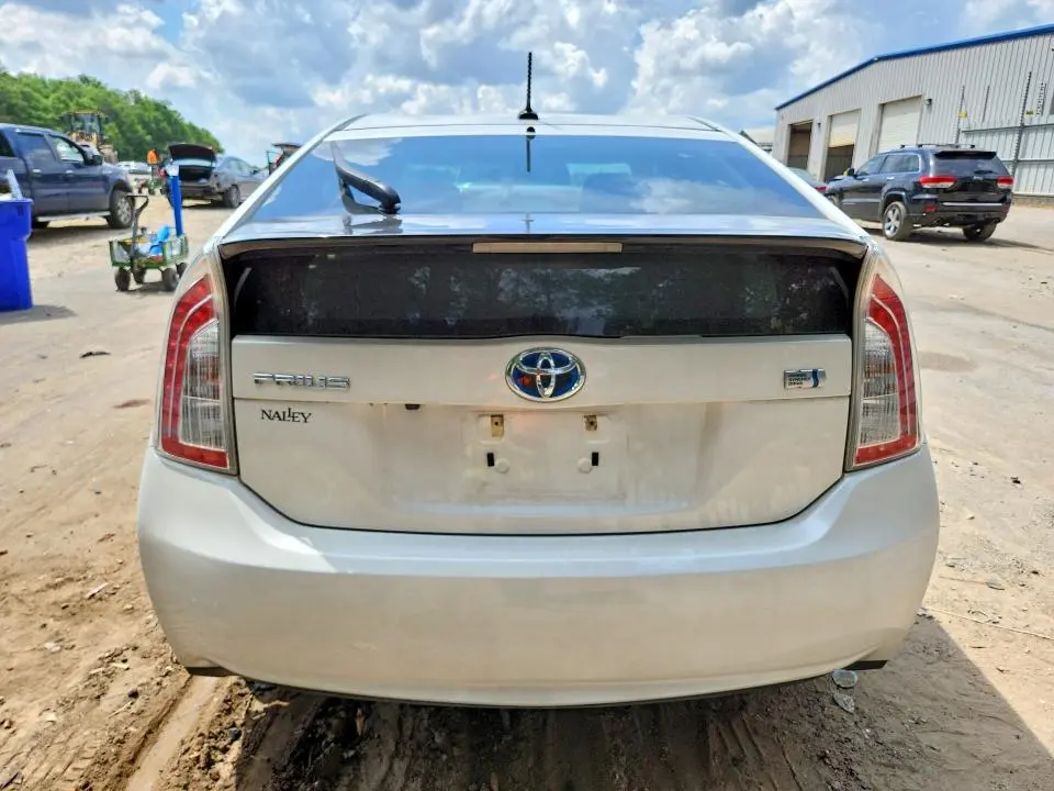 2013 TOYOTA PRIUS THREE  