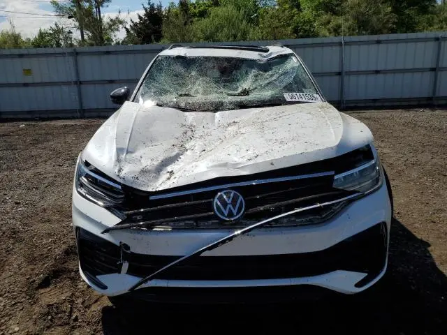 2022 VOLKSWAGEN TIGUAN SE R-LINE BLACK