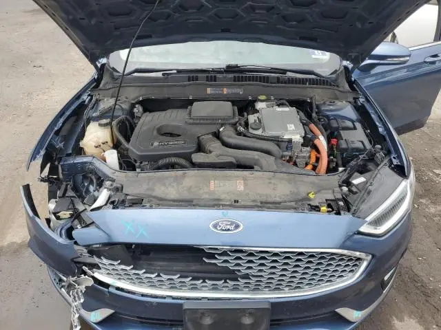 2019 FORD FUSION TITANIUM  