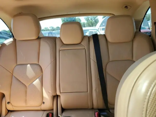 2013 PORSCHE CAYENNE   