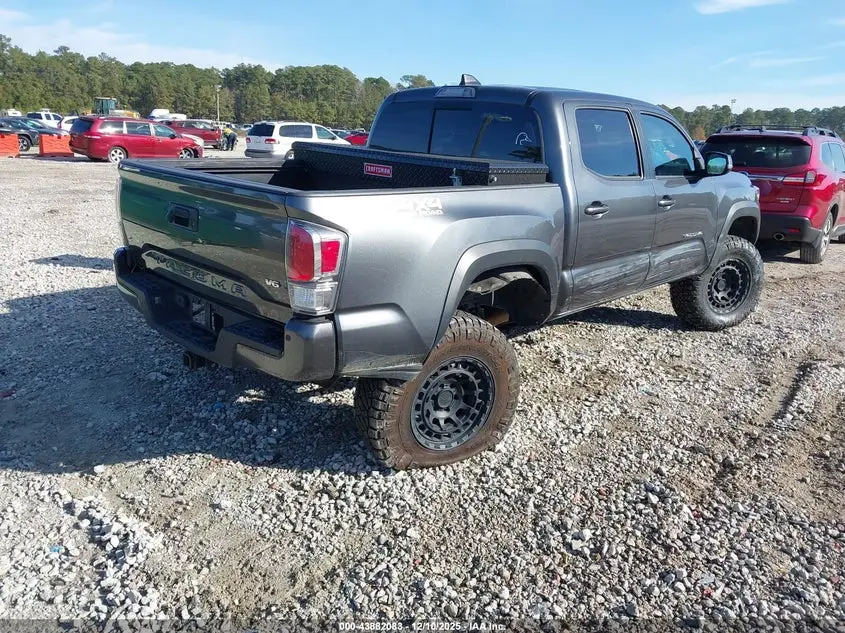 2023 TOYOTA TACOMA TRD OFF ROAD