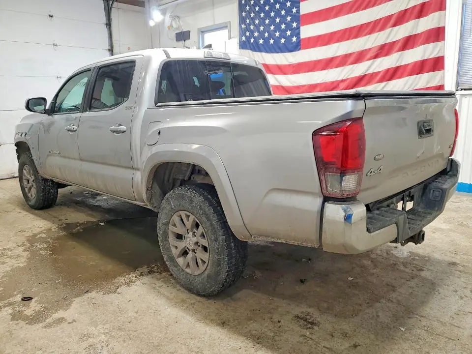 2018 TOYOTA TACOMA SR5 V6  