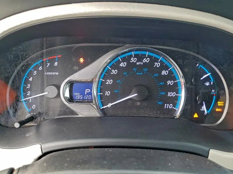 2013 TOYOTA SIENNA   