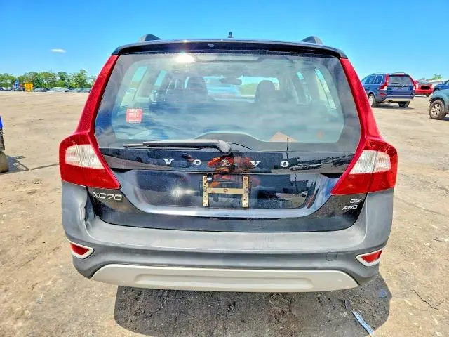 2010 VOLVO XC70 3.2  